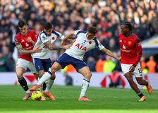 Ματσάρα ολκής και ισόπαλο το ντέρμπι Τότεναμ - Μάντσεστερ Γιουνάιτεντ