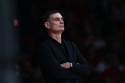 Ο Μπαρτζώκας διόρθωσε το «λάθος» του!