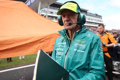 Εκκαθάριση στην Aston Martin, ο Νιούι «χτίζει» νέα ομάδα