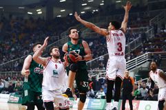 LIVE: Παράταση στην αναμέτρηση του Παναθηναϊκού με την Αρμάνι Μιλάνο