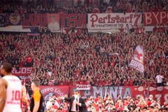 «Στοπ» της αστυνομίας στους οπαδούς του Ολυμπιακού για οργανωμένη μετακίνηση στην Καρδίτσα