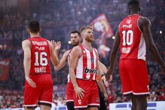 Για την έβδομη νίκη ο Ολυμπιακός κόντρα στην... επικίνδυνη Μπάγερν - Έτοιμος για το ντεμπούτο του ο Πετρούσεφ