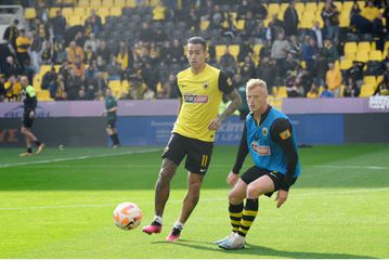 Το 48ωρο που θα κρίνει το ταξίδι του Αραούχο και του Γιόνσον στο Άμστερνταμ