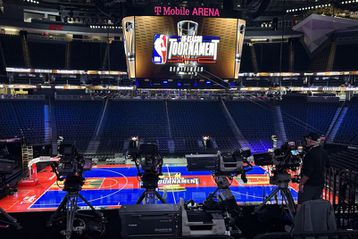 H αρένα του Final Four στην... παραδεισένια γειτονιά του Λας Βέγκας (gallery, vid)