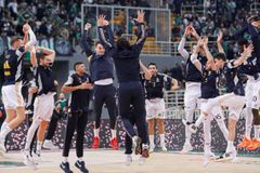 Τρέλα των Ισπανών με τον κόσμο του Παναθηναϊκού και με τη Ρεάλ: «Τι έκαναν στο κέντρο του παρκέ μπροστά στους πιο τρομακτικούς οπαδούς στην Ευρώπη» (vid)