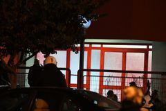 Εισαγγελική παρέμβαση για τη δολοφονική επίθεση στον αστυνομικό κατά τη διάρκεια των επεισοδίων στο Ρέντη