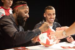 Επικός Ροντινέι: «Τράβα τη φανέλα μ@@@@@α» (vid)