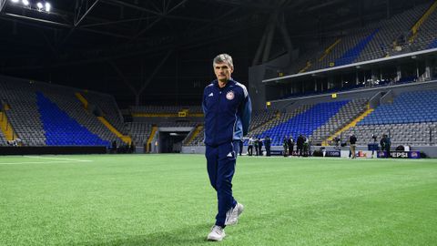 Η συνέντευξη Τύπου του Χοσέ Λουίς Μεντιλίμπαρ για το Καϊράτ - Ολυμπιακός (vid)