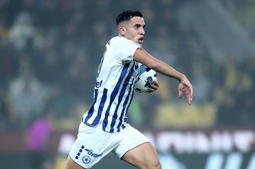 Ο Τσαντίλας σκοράρει και οι μεγάλοι της Stoiximan Super League τον παρακολουθούν