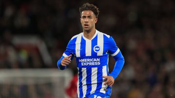 Τρέλα για Κωστούλα από τους φίλους της Μπράιτον: «Ο δικός μας Μέσι» (vid)