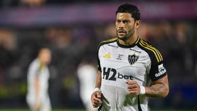 Απίστευτος ο Χουλκ: Σκόραρε με τρομερή «οβίδα» στα 39 του (vid)