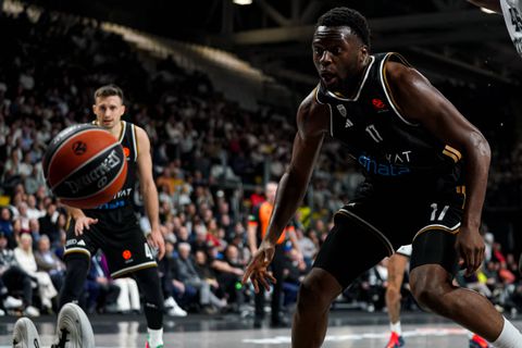 Ασταμάτητη η Ντουμπάι BC στην ABA League - Έκανε το 8/8 με πρωταγωνιστή τον Καμπενγκέλε