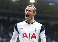 Όταν ο Μπέιλ... αφάνισε τον Μαϊκόν (vid)