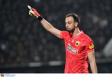 Μπρινιόλι: «Ο Γιόβιτς ξέρει πώς να βάζει την μπάλα στα δίχτυα»