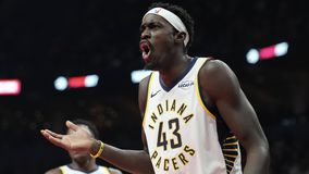 Συναρπαστικό φινάλε στη Σάρλοτ, με τους Πέισερς να «κλέβουν» τη νίκη από τους Χόρνετς