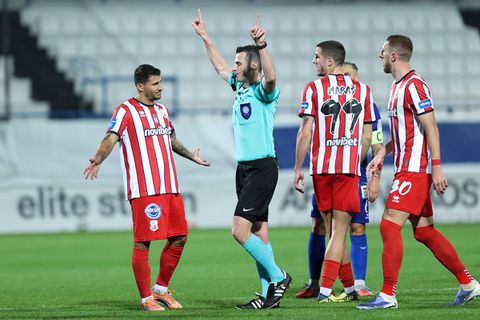 Αποχώρηση από τον Πανσερραϊκό - Η προσπάθεια για το ban και τα νέα μπλεξίματα με τη FIFA