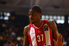 Ο Κώστας Αντετοκούνμπο στον Άρη με τη μορφή δανεισμού από τον Ολυμπιακό - Πότε ενσωματώνεται