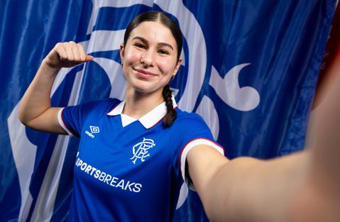 Στη Ρέιντζερς η Ελληνίδα διεθνής Καλλίστη Μπρούκσαϊρ