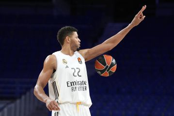 Ταβάρες μετά το ρεκόρ: «Αυτός είναι ο καλύτερος ριμπάουντερ στην ιστορία της EuroLeague»