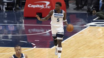 Ο μυθικός Έντουαρντς έσπασε το φράγμα των 10.000 πόντων και μπήκε στην ελίτ του NBA