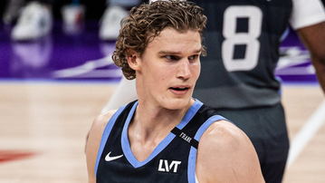 Σπουδαία νίκη για τους Τζαζ επί των Μάβερικς σε ένα συναρπαστικό ματς