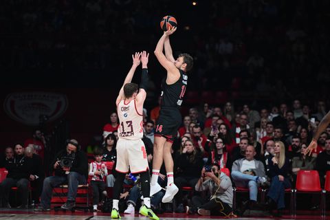 Βεζένκοφ: «Είναι σημαντικό όταν όλοι είναι υγιείς να βρούμε τη χημεία μας»