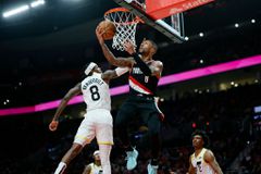 Triple double για Λίλαρντ και Σαμπόνις, νίκες για Μπλέιζερς και Κινγκς (vids)