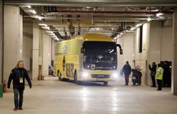 Οι αφίξεις Ολυμπιακού και ΑΕΚ (vids)