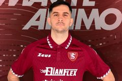 Η Σαλερνιτάνα ανακοίνωσε τον Μανωλά