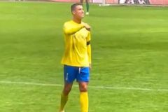 Έξαλλος ο Ρονάλντο με τους οπαδούς της Αλ Χιλάλ: «Εγώ είμαι εδώ, όχι ο Μέσι»