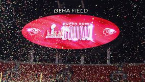 Super Bowl 2025: Το μεγαλύτερο αθλητικό σόου των ΗΠΑ, 8 εκατ. δολάρια για διαφήμιση 30'' και ο Καρλαύτης