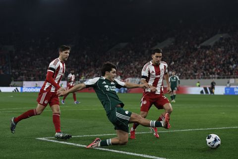 Τι είπε ο Ηλίας Σπάθας για τις επίμαχες φάσεις του Ολυμπιακός - Παναθηναϊκός