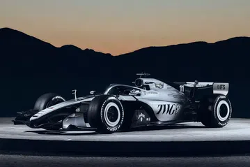 Η Cadillac αποκάλυψε το livery για την είσοδό της στη Formula 1 το 2026 (vid & pics)