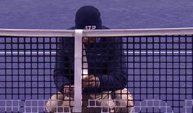 Βγήκε... μεζούρα και στο τένις για να μετρηθεί το φιλέ (vid)