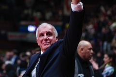 Οπαδός της Παρτιζάν διένυσε 250 χιλιόμετρα για να δώσει στον Ομπράντοβιτς ένα ξεχωριστό δώρο (vid)