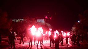 Χιλιάδες οπαδοί του Ολυμπιακού στον Πειραιά για τον εορτασμό των 100 χρόνων