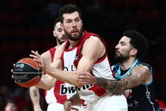 Πίτερς στο Sportal: «Αυτά πρέπει να βελτιώσουμε σε σχέση με το τελευταίο ντέρμπι κόντρα στον Παναθηναϊκό»