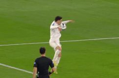 Tι λέει ο κανονισμός για το χέρι του Μούργου στο ΑΕΚ - ΑΕΛ Novibet