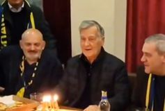 Ο Φώτης Κωστούλας έσβησε τα κεράκια για τα 100 χρόνια του Παναιτωλικού (vid)