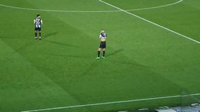 Ξέσπασε σε κλάματα ο Ελ Καντουρί: Ένιωσε ενοχλήσεις και έγινε αναγκαστική αλλαγή!