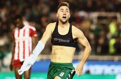 Σπόραρ: «Τρομερή νύχτα, είμαστε πρώτοι εδώ και οκτώ μήνες» (vid)