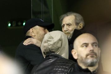 Η θερμή αγκαλιά Αλαφούζου - Βαρδινογιάννη