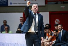 Παπαθεοδώρου: «Πολύ τιμητικό που φτάσαμε στα προημιτελικά του BCL»