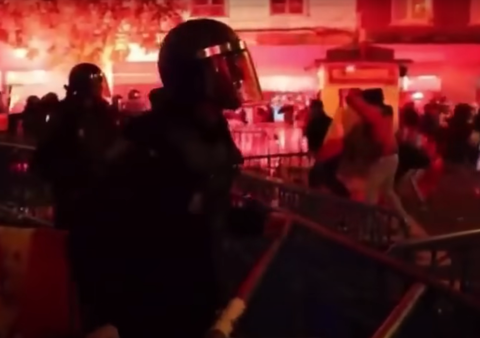 «Συναγερμός» στη Μαδρίτη: Περισσότεροι από 3.000 αστυνομικοί στους δρόμους μετά τις απειλές του ISIS