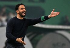 Η Λίβερπουλ διαψεύδει για κατ' αρχήν συμφωνία με τον Αμορίμ