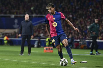 Ο Λάμιν Γιαμάλ συνεχίζει να γράφει ιστορία στο Champions League