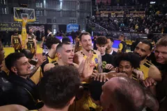 Χαμόγελα για Πουρλίδα, αναμονή για Κώστα Αντετοκούνμπο στον Άρη Betsson