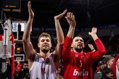 Χάποελ - Ολυμπιακός: Το «ερυθρόλευκο» πάρτι στη Σόφια (vid)