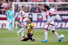 Χέρι στήριξης του Ρέλβας, πέναλτι και 3-0 για τη Ράγιο (Vid)