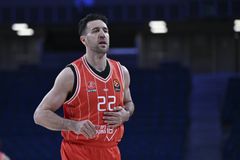 Ο Μίτσιτς αποθέωσε Βεζένκοφ πριν το Χάποελ – Ολυμπιακός: «Είμαι μεγάλος θαυμαστής του»